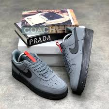 Nike Air Force Gris v Fosco